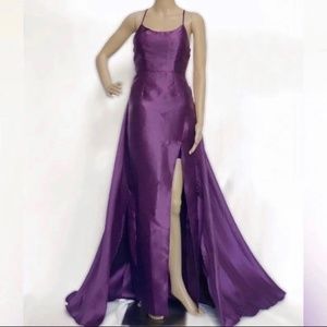 B. Darlin Purple Sleeveless High Slit Prom Dress Gown Size 7/8- fits like a 5
